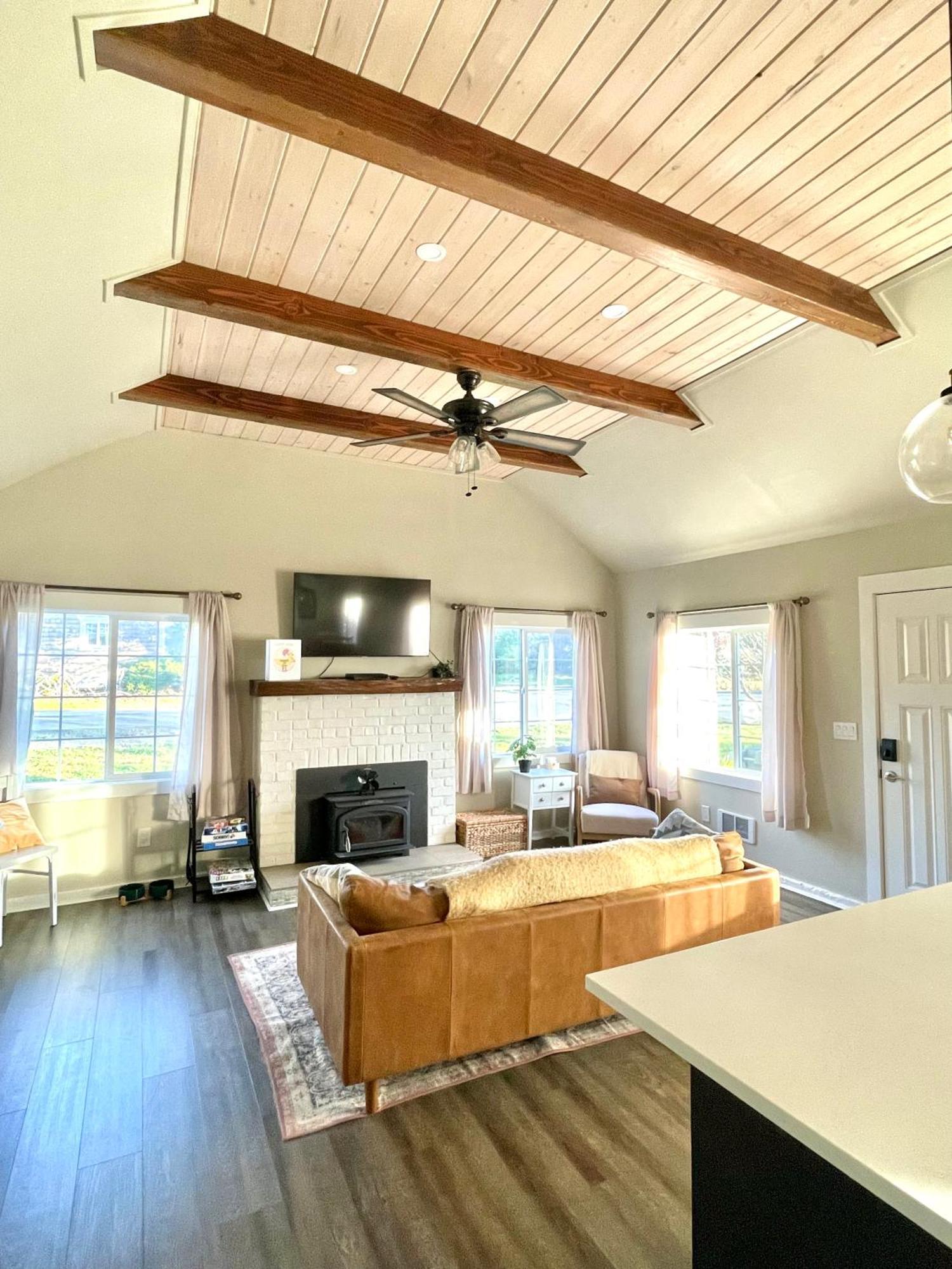 Waddle On Inn- Hot Tub, Pet Friendly, Fully Fenced, 5 Blocks To Beach! Ocean Park Екстер'єр фото